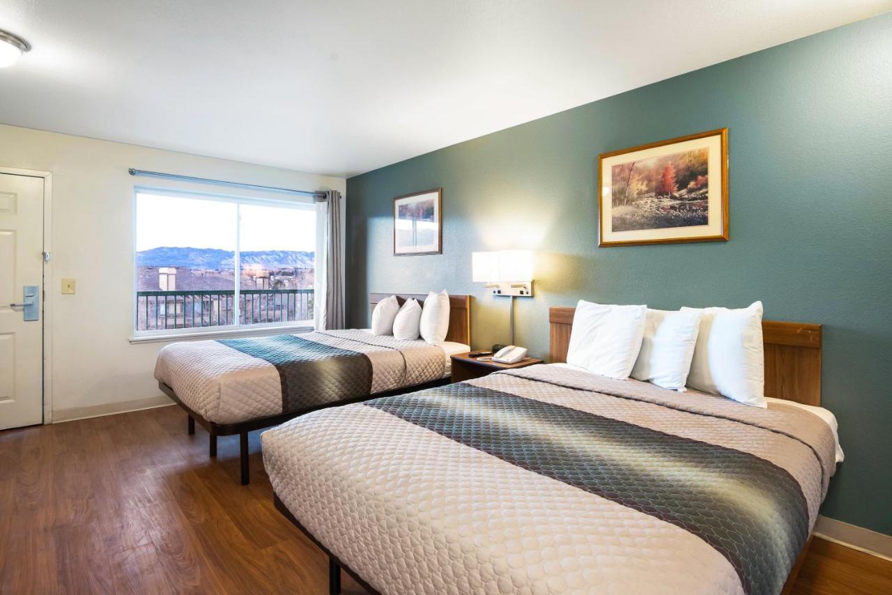 Hometowne Studios By Red Roof Colorado Springs - Airport Ngoại thất bức ảnh